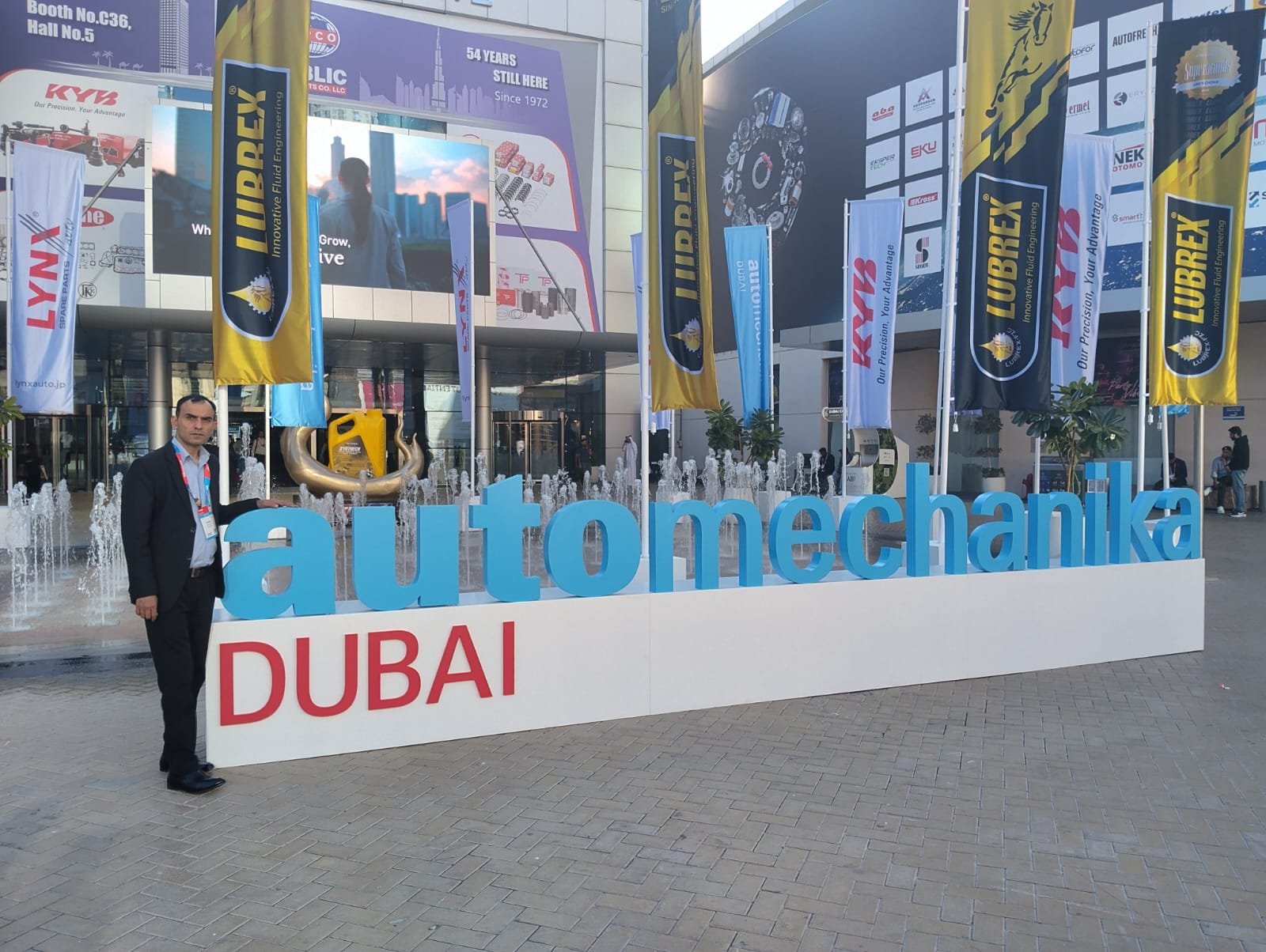 Maxtron team at Automechanika Dubai